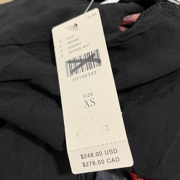 New Anthropologie Caballero Abstract Wrap Midi Dress
Retail $248
Plus XS - Picture 10 of 11